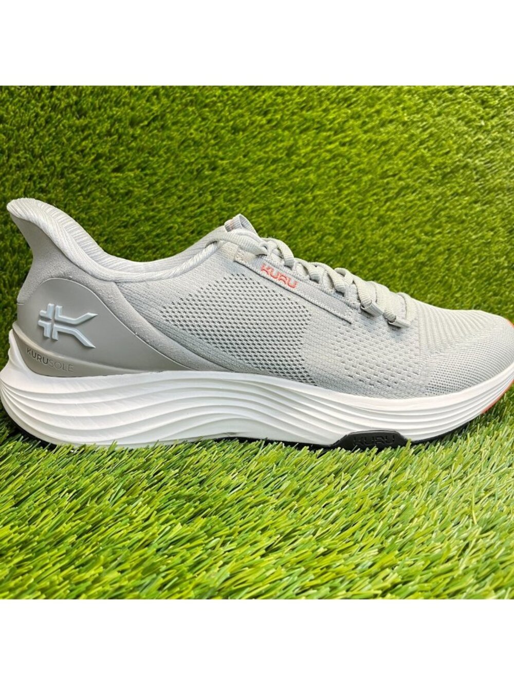 Kuru Atom 2 Mens Size 13 Dove Gray White Athletic Running Walking Shoes Sneakers